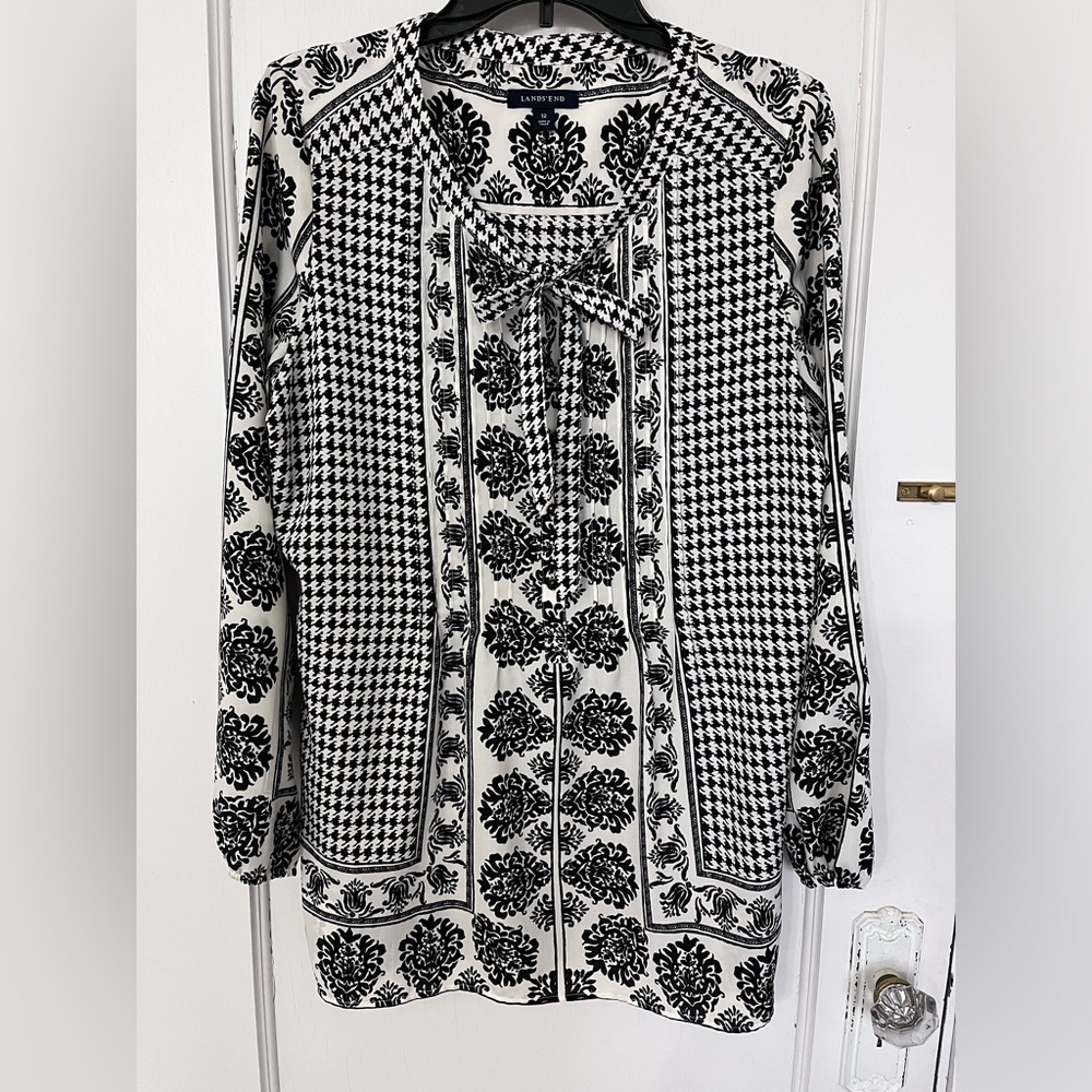 Mixed print tunic by Land’s End. Size 12.